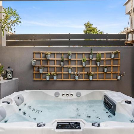 Luxe House In Glyfada With Spa Near Metro Station C8 Athens Exterior photo